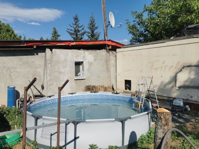 Eladó családi ház, Tatán 28.5 M Ft, 5 szobás
