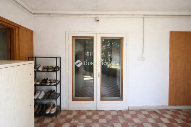 Eladó családi ház, Pilisen 45 M Ft, 2 szobás