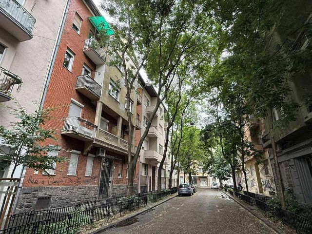 Eladó téglalakás, Budapesten, VII. kerületben, Barát utcában