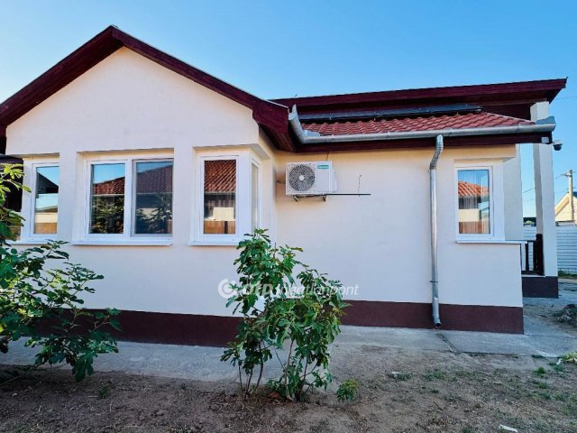 Eladó családi ház, Mikepércsen 97 M Ft, 3 szobás