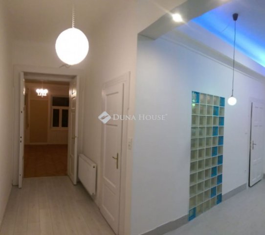 Eladó téglalakás, Budapesten, XIII. kerületben 95 M Ft, 4 szobás