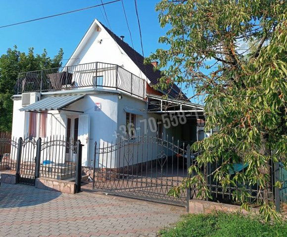 Eladó családi ház, Gödön 94.99 M Ft, 4 szobás