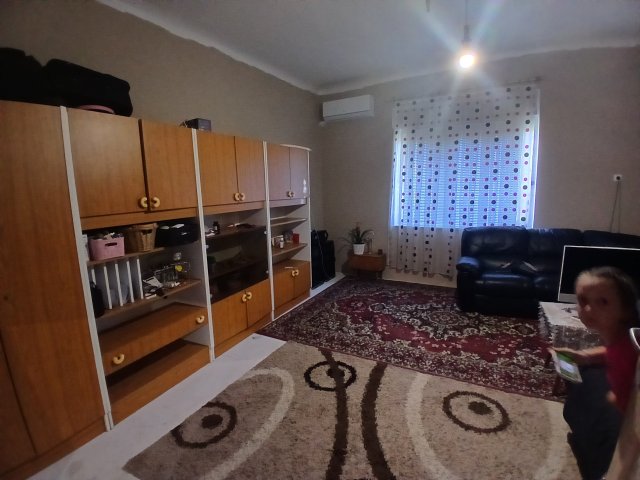 Eladó családi ház, Cúnban 7.5 M Ft, 3 szobás