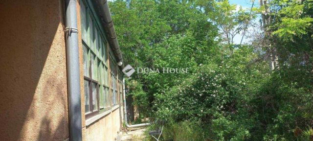 Eladó családi ház, Iszkaszentgyörgyön 11 M Ft, 3 szobás