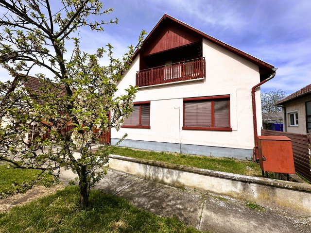 Eladó családi ház, Sarkadon 25 M Ft, 3 szobás
