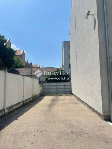 Eladó ipari ingatlan, Budapesten, XIII. kerületben 2034.9 M Ft