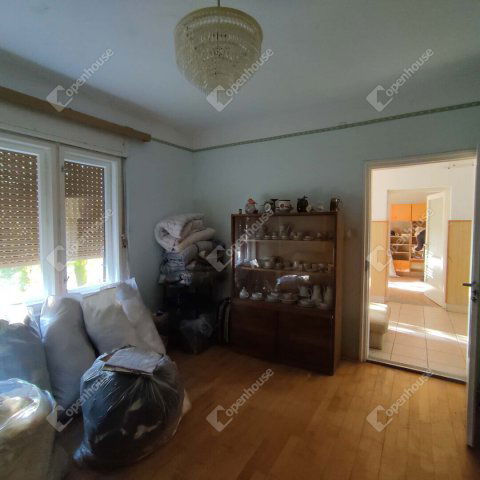 Eladó családi ház, Takácsin 31.9 M Ft, 3 szobás