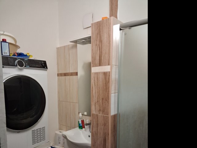 Eladó téglalakás, Komlón 24.8 M Ft, 3+1 szobás