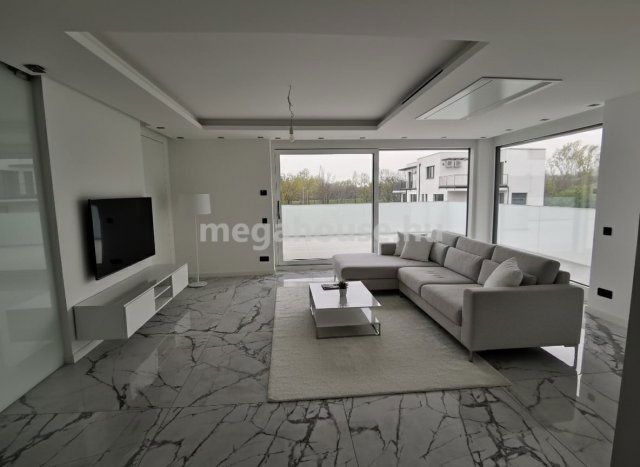 Eladó téglalakás, Budapesten, XI. kerületben 226 M Ft, 3 szobás