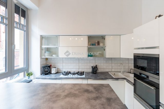 Eladó téglalakás, Budapesten, IX. kerületben 239 M Ft, 5 szobás