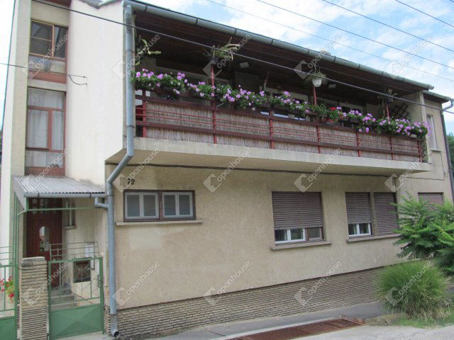 Eladó családi ház, Kaposváron 78.5 M Ft, 6 szobás