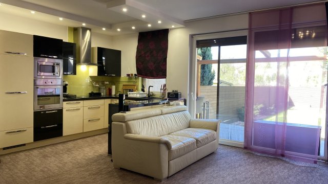 Kiadó sorház, albérlet, Debrecenben 650 E Ft / hó, 4 szobás