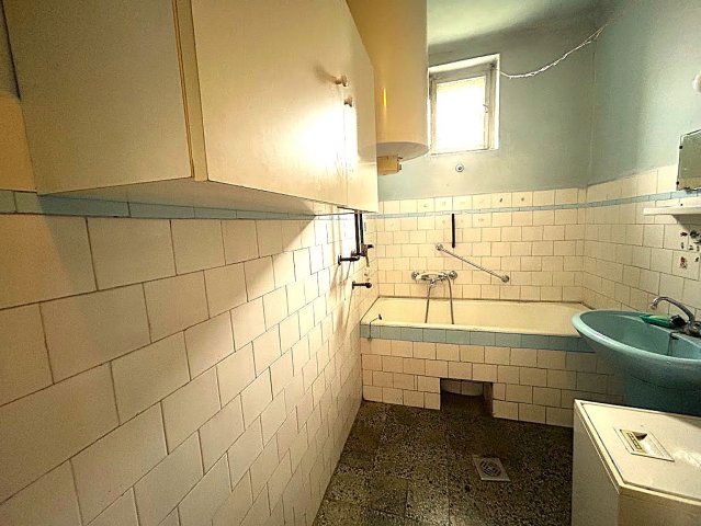 Eladó családi ház, Szárföldön 28.9 M Ft, 2 szobás