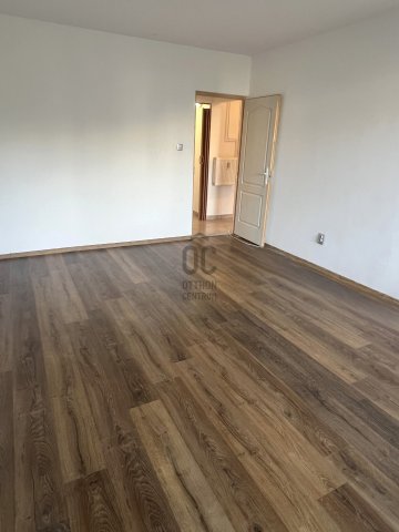 Eladó panellakás, Szentendrén 53.8 M Ft, 2 szobás