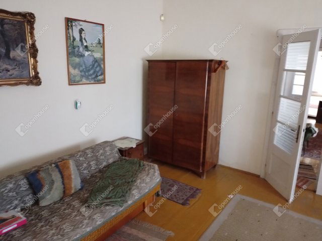 Eladó családi ház, Vésztőn 24.9 M Ft, 4 szobás
