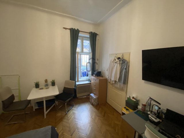 Eladó téglalakás, Budapesten, VIII. kerületben 33 M Ft, 1 szobás