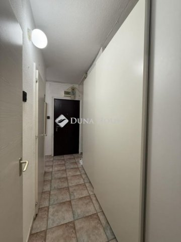 Eladó panellakás, Budapesten, XVIII. kerületben 68 M Ft, 2 szobás