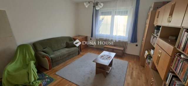 Eladó családi ház, Kecskeméten 79.9 M Ft, 5 szobás