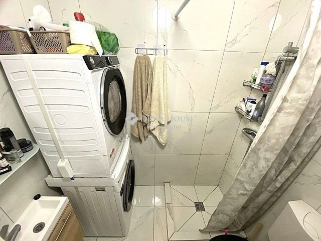 Eladó családi ház, Kecskeméten 29 M Ft, 1 szobás