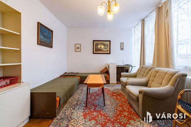 Eladó téglalakás, Budapesten, I. kerületben 67.9 M Ft, 1 szobás