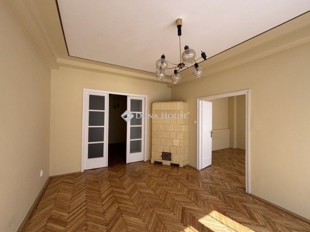 Eladó téglalakás, Budapesten, II. kerületben 119 M Ft