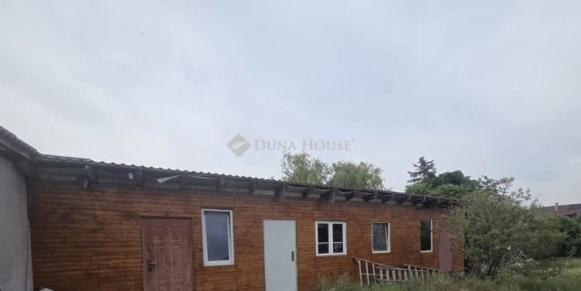 Eladó családi ház, Isaszegen 45 M Ft, 3 szobás