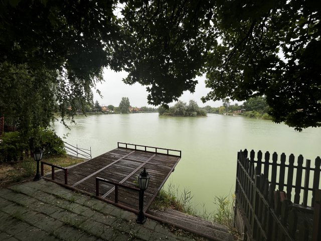 Eladó családi ház, Cegléden 29.9 M Ft, 3 szobás