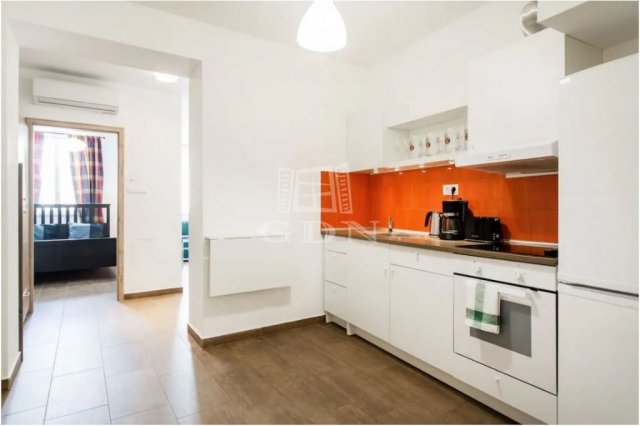 Eladó téglalakás, Budapesten, VII. kerületben 67 M Ft