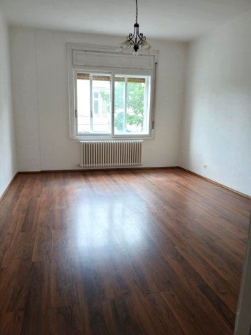 Kiadó téglalakás, albérlet, Debrecenben 350 E Ft / hó, 2 szobás