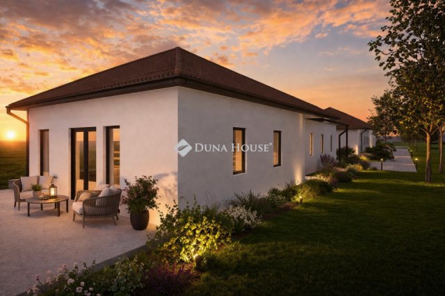 Eladó ikerház, Újhartyánon 118.99 M Ft, 5 szobás