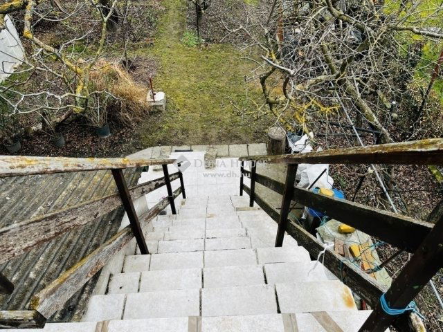 Eladó nyaraló, Kiskunlacházán 39.9 M Ft, 5 szobás