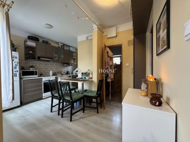 Eladó családi ház, Gödön 67 M Ft, 1 szobás