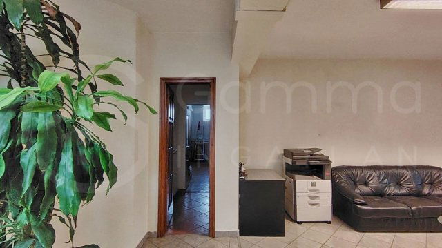 Eladó iroda, Miskolcon 158 M Ft, 16 szobás / költözzbe.hu