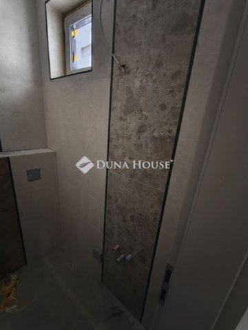 Eladó téglalakás, Kecskeméten 89.2 M Ft, 1+2 szobás