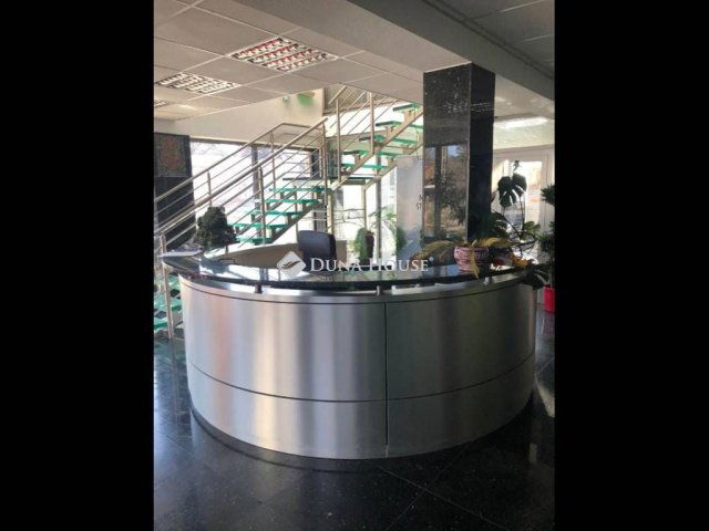 Eladó iroda, Gödöllőn 390 M Ft / költözzbe.hu