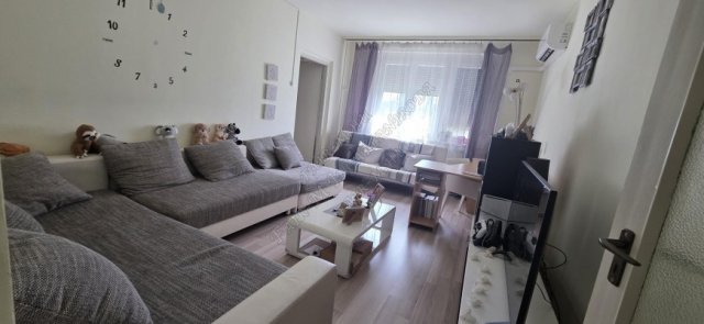 Kiadó panellakás, albérlet, Hódmezővásárhelyen 120 E Ft / hó