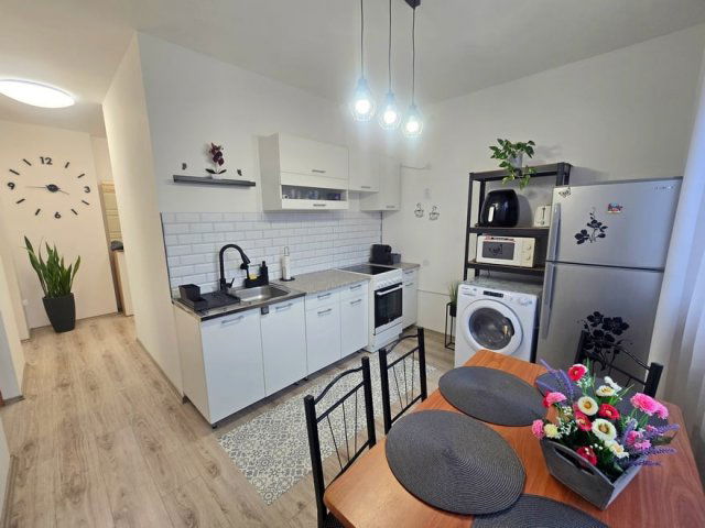 Eladó panellakás, Debrecenben 62.9 M Ft, 2 szobás