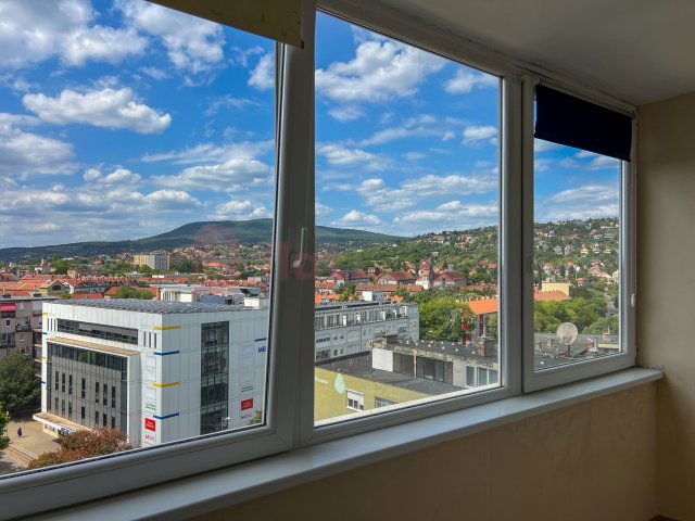 Eladó panellakás, Pécsett, Ybl Miklós utcában 53.9 M Ft