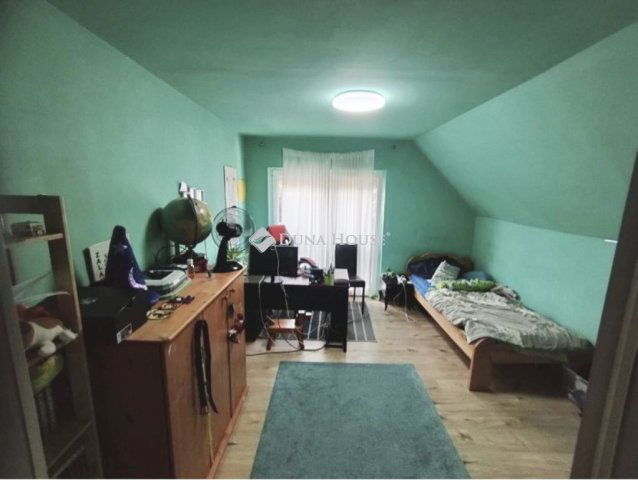 Eladó ikerház, Budaörsön 166 M Ft, 5 szobás