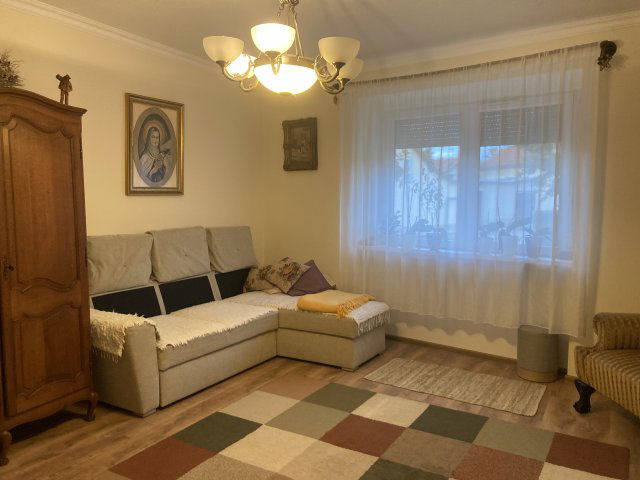 Eladó családi ház, Kiskunfélegyházán 26.9 M Ft, 2 szobás