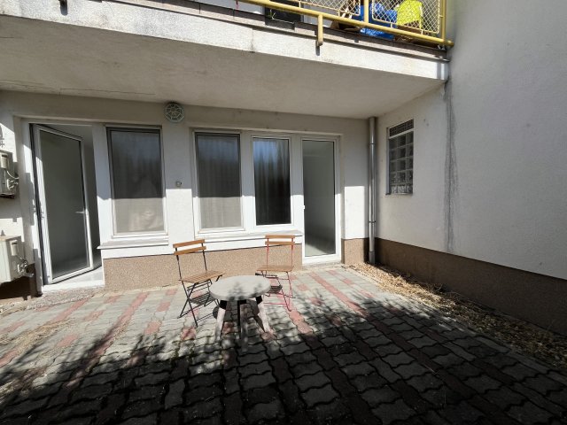 Kiadó téglalakás, albérlet, Szegeden 350 E Ft / hó, 2 szobás