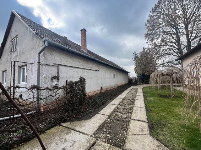 Eladó családi ház, Szabadkígyóson 29.99 M Ft, 2 szobás