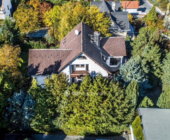 Eladó családi ház, Budapesten, III. kerületben 520 M Ft