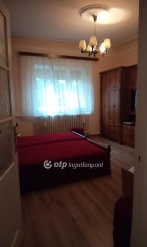 Eladó családi ház, Berettyóújfaluban 88 M Ft, 6 szobás