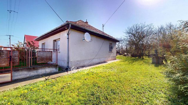 Eladó családi ház, Ináncson 11.5 M Ft, 2 szobás