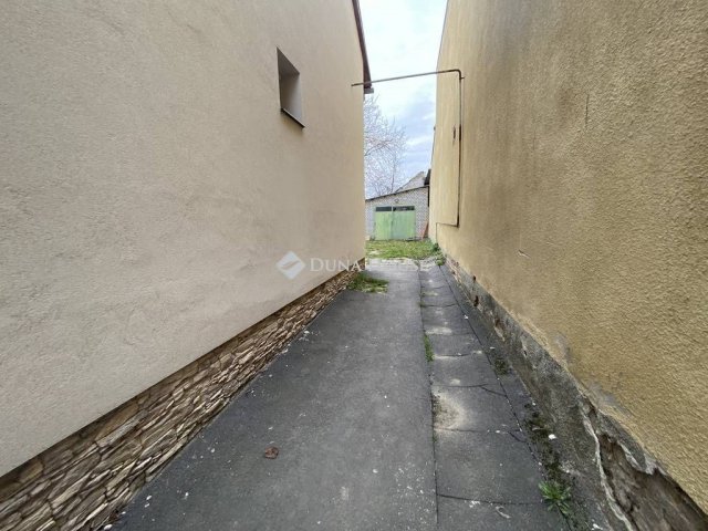 Eladó garázs, Nagykanizsán 3.5 M Ft / költözzbe.hu