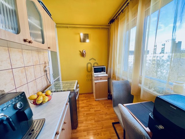 Eladó panellakás, Sopronban 49.5 M Ft, 2 szobás