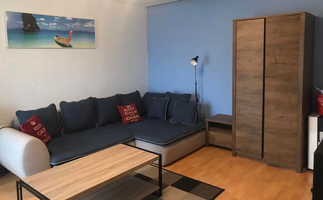 Kiadó panellakás, albérlet, Pécsett, Építők útján, 2 szobás
