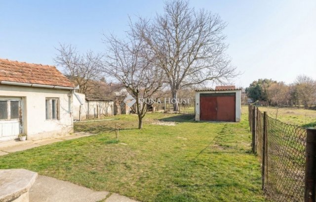 Eladó családi ház, Zalaegerszegen 65.99 M Ft, 2 szobás