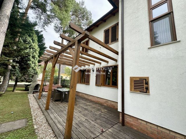 Eladó családi ház, Siófokon 320 M Ft, 6 szobás